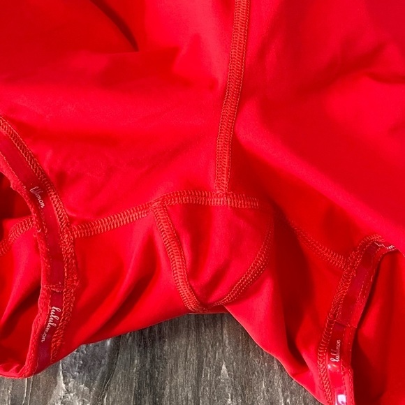 Lululemon Y2K Run Track Attack Love Red Twin Stripe Skirt Short Skort size 6 - Picture 10 of 16